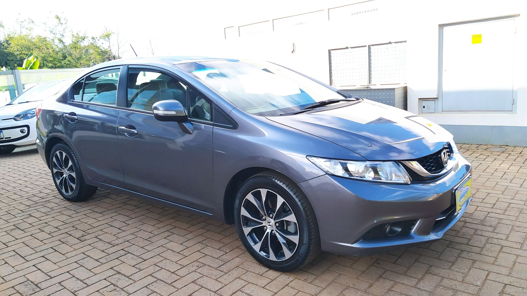 HONDA Civic LXR 2.0 AT Gaspar Automóveis