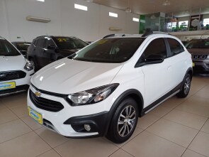 Onix Active 1.4 AT